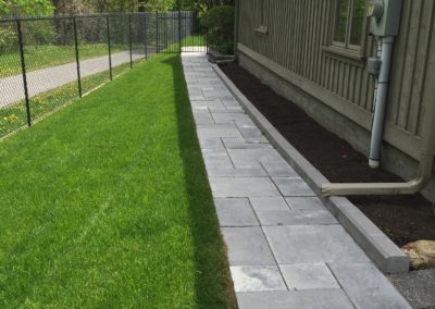 Walkway, Curbing, Garden Soil